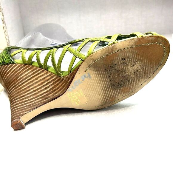 Y2K Steve Madden peep toe green reptile wedges Academia size 8.5 - Picture 4 of 9